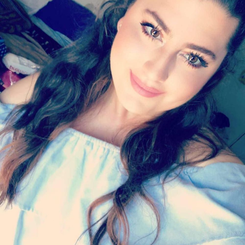 Meet your Posher, Andrea