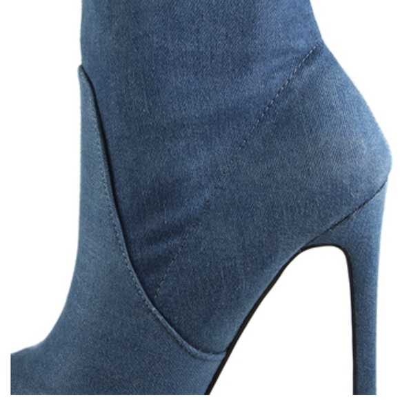 ✨DENIM BOOTS ✨ Never Been Worn - Picture 3 of 3