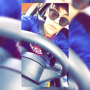 Meet your Posher, Omar