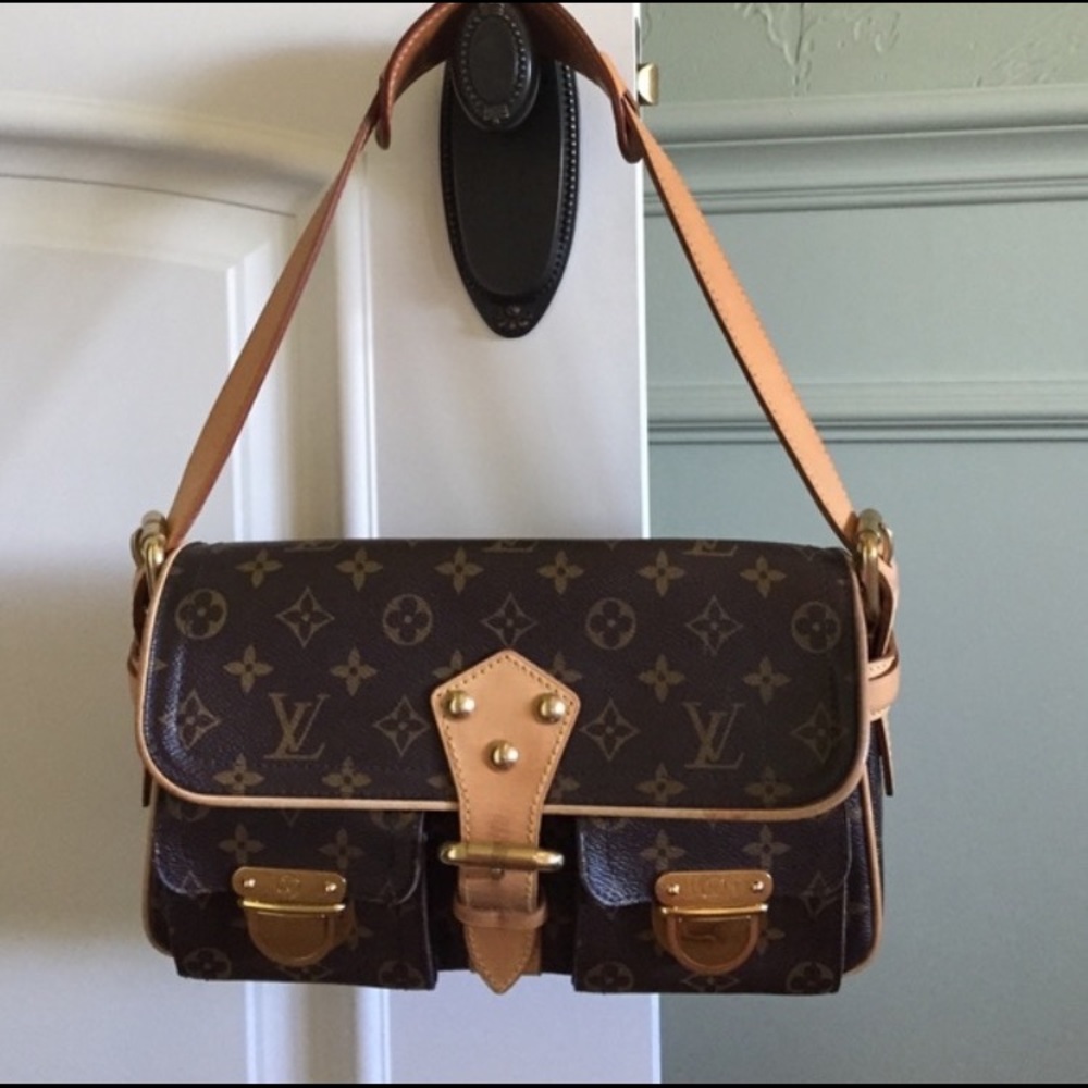 ❤️100% Auth…bought at LV store in LA❤️