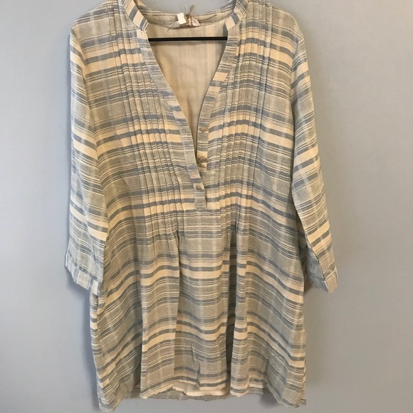 Striped Top - Picture 1 of 2