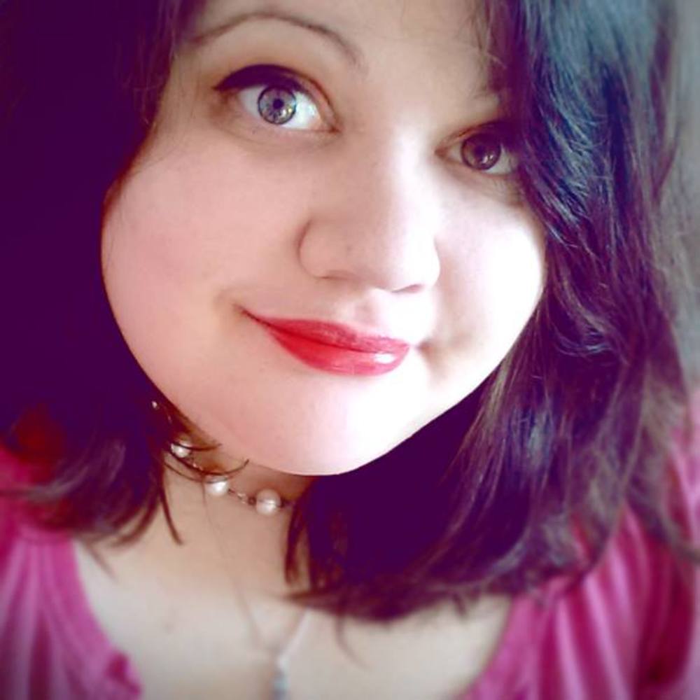 Meet your Posher, Alicia