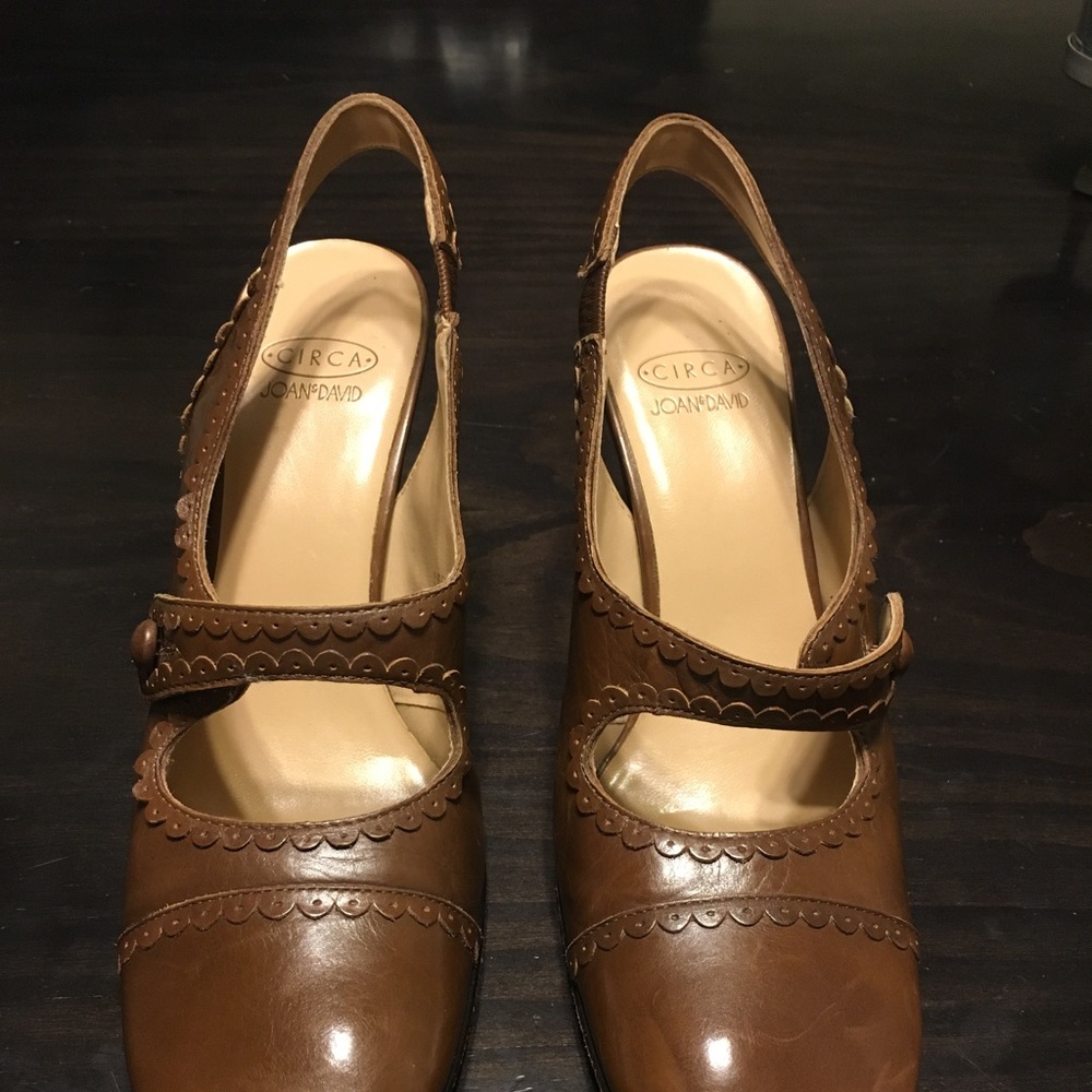 Circa shoes