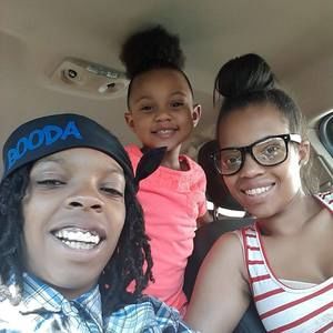 Meet your Posher, Shelly