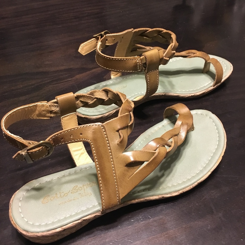 Sandals - Picture 2 of 3