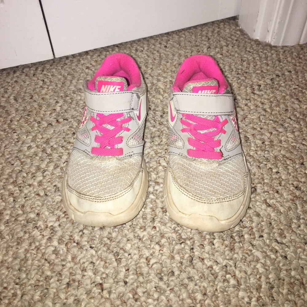 Girls Nike’s