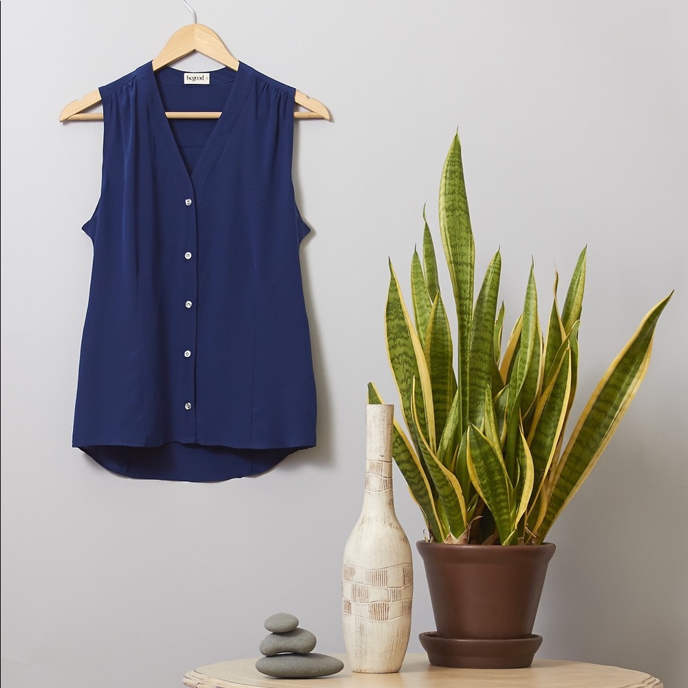 BLUE SILK TOP