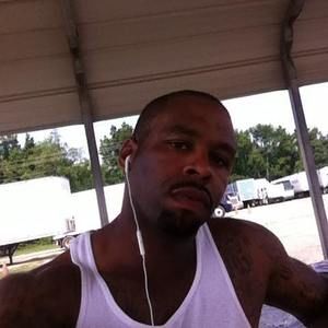 Meet your Posher, Derrick