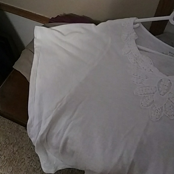 Top - Picture 3 of 4