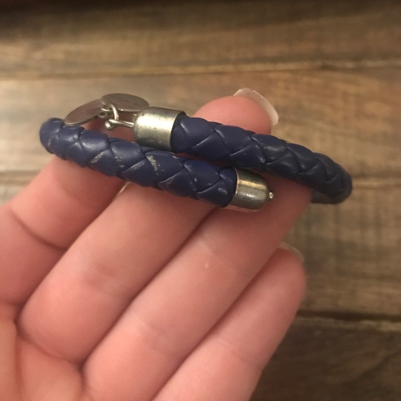 Leather bracelet - Picture 2 of 2