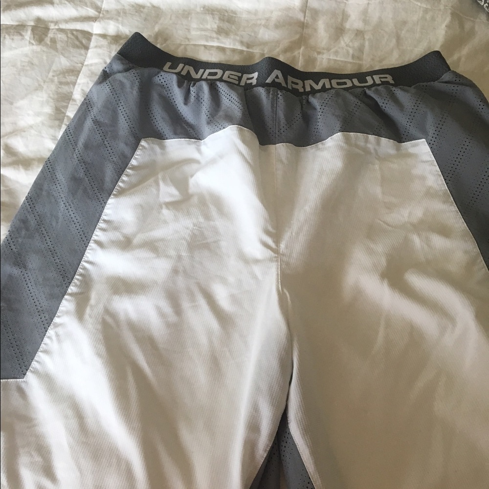 Basketball shorts