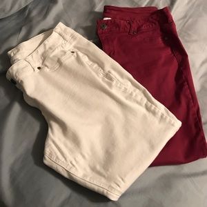 (2) pairs of jeggins.