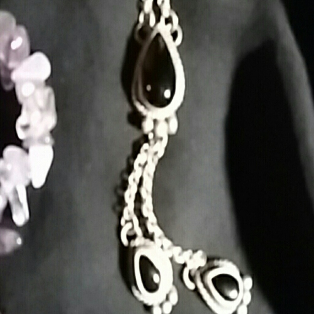 Black onyx bear claw necklace