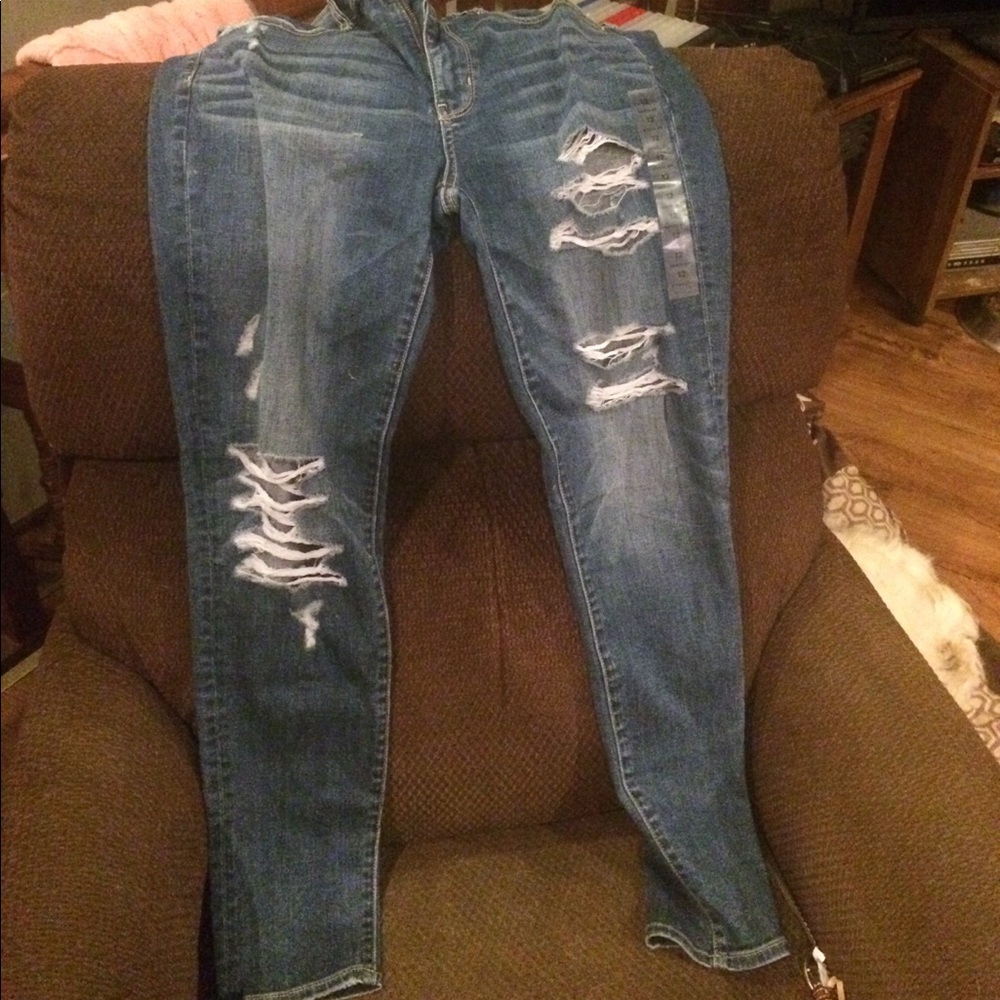 American Eagles NWT size 12 Super stretch skinny