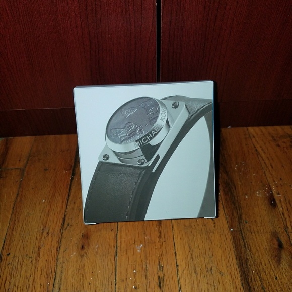 Michael Kors Access Watch main image 4
