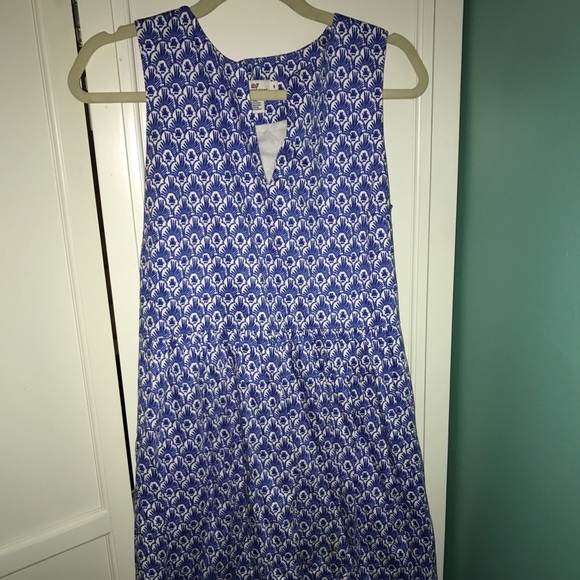 Scallop Style pattern Vineyard Vines Dress - Picture 1 of 5
