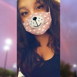 Meet your Posher, Andrea