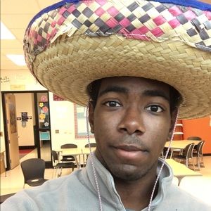 Meet your Posher, Logan