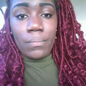 Meet your Posher, Jasmin