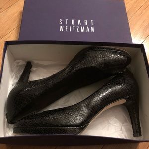 Stuart Weitzman Logoplainfield Black Snake 12 M