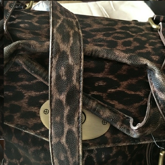 Cheetah print purse and wallet - Picture 3 of 7