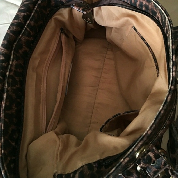 Cheetah print purse and wallet - Picture 4 of 7