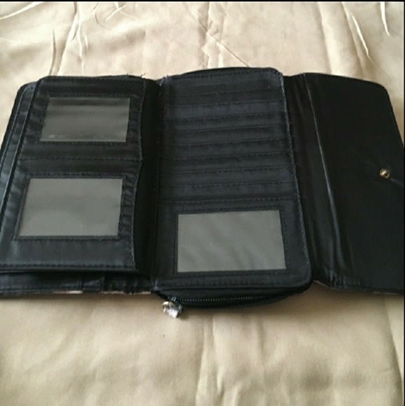 Cheetah print purse and wallet - Picture 6 of 7