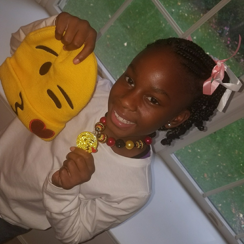 Kids jewelry *Christmas is coming*Emoji necklace