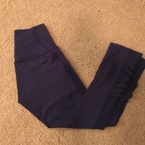 Lululemon mesh crop leggings