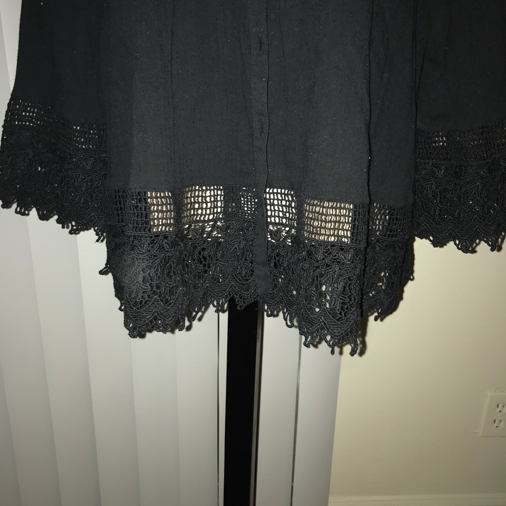 Used American Eagle Outfitters Black Blouse - Picture 3 of 8