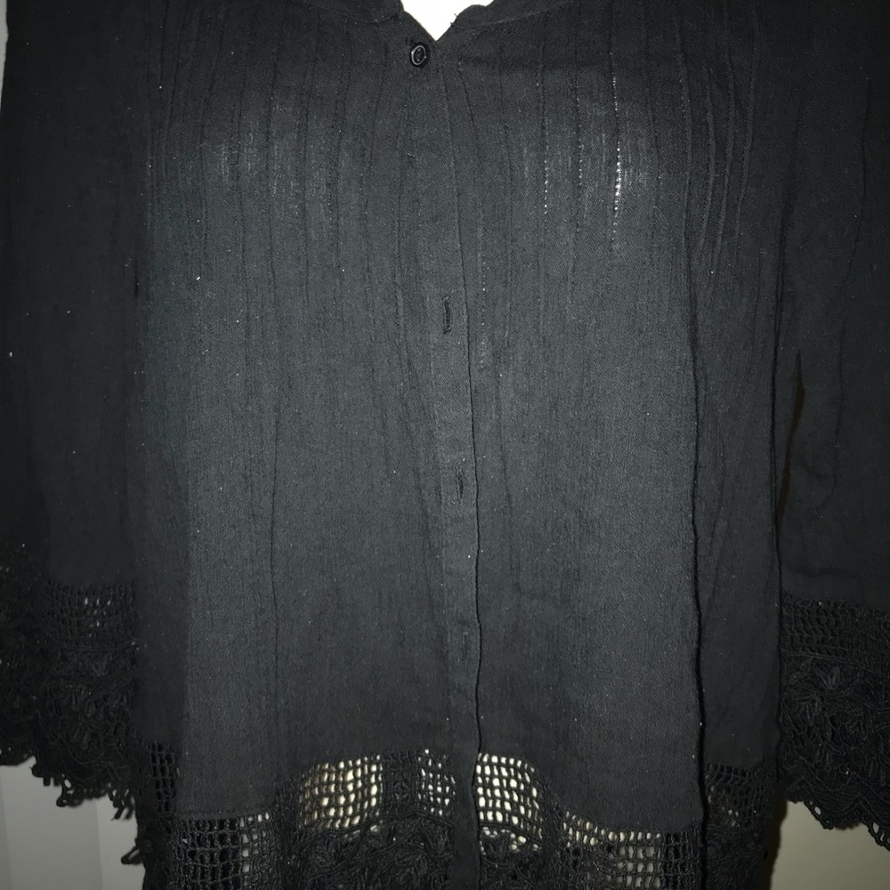 Used American Eagle Outfitters Black Blouse - Picture 4 of 8