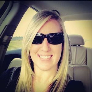 Meet your Posher, Rebekah