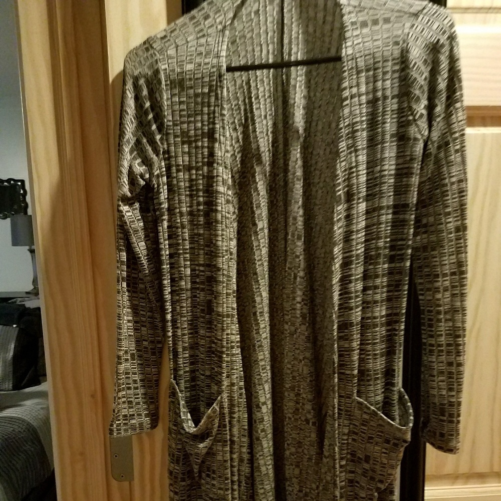 XS LuLaRoe Sarah