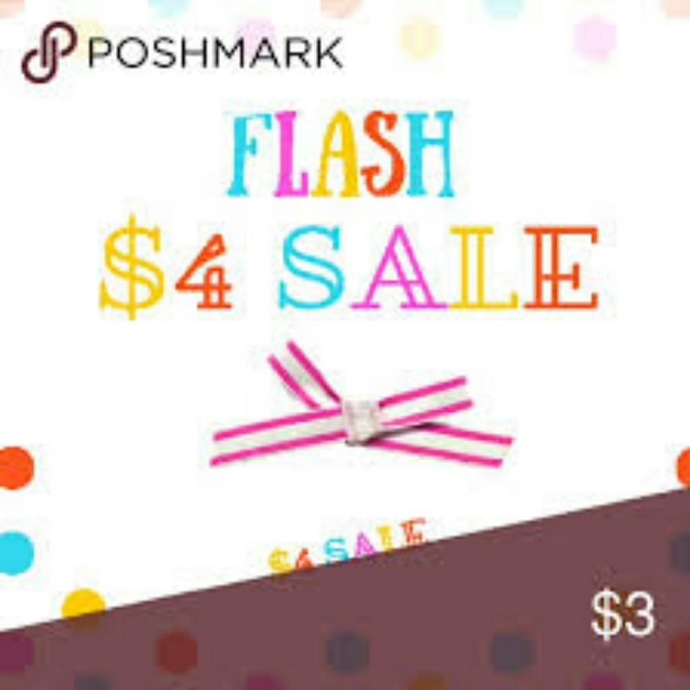 $4 sale on most clothes plus bundle 15% off