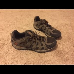 Men’s Columbia Hiking Shoes, Size 11.5