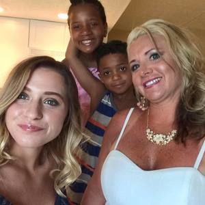 Meet your Posher, Traci