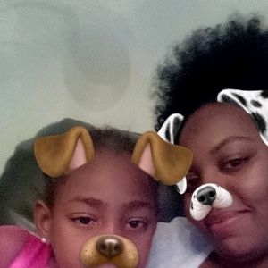 Meet your Posher, Kendra