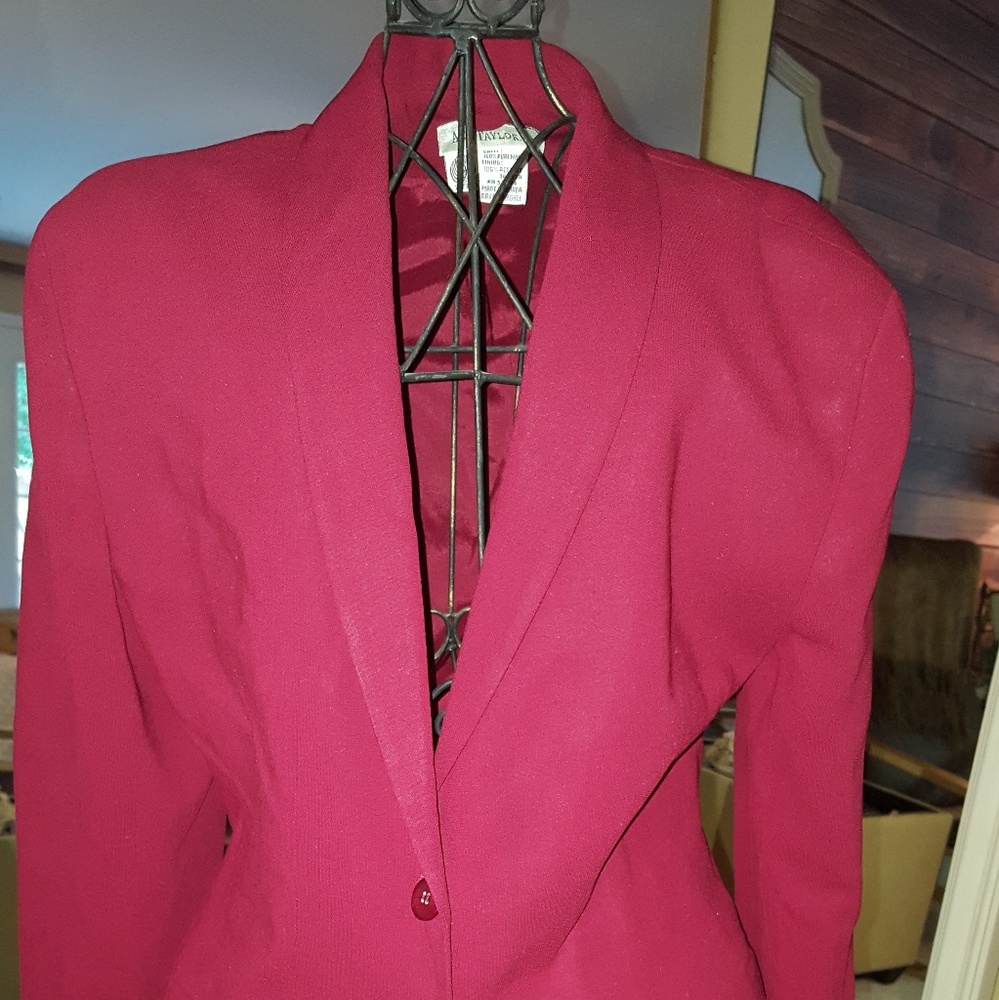 I'm Burgandy!!!!   Cheers!