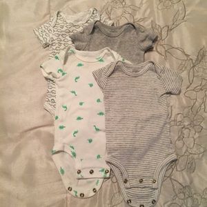Set of 4 Newborn Onesies