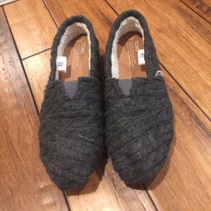 Brand new TOMS.. perfect