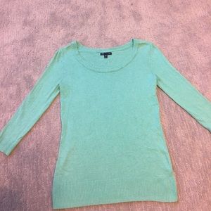 Gap sweater