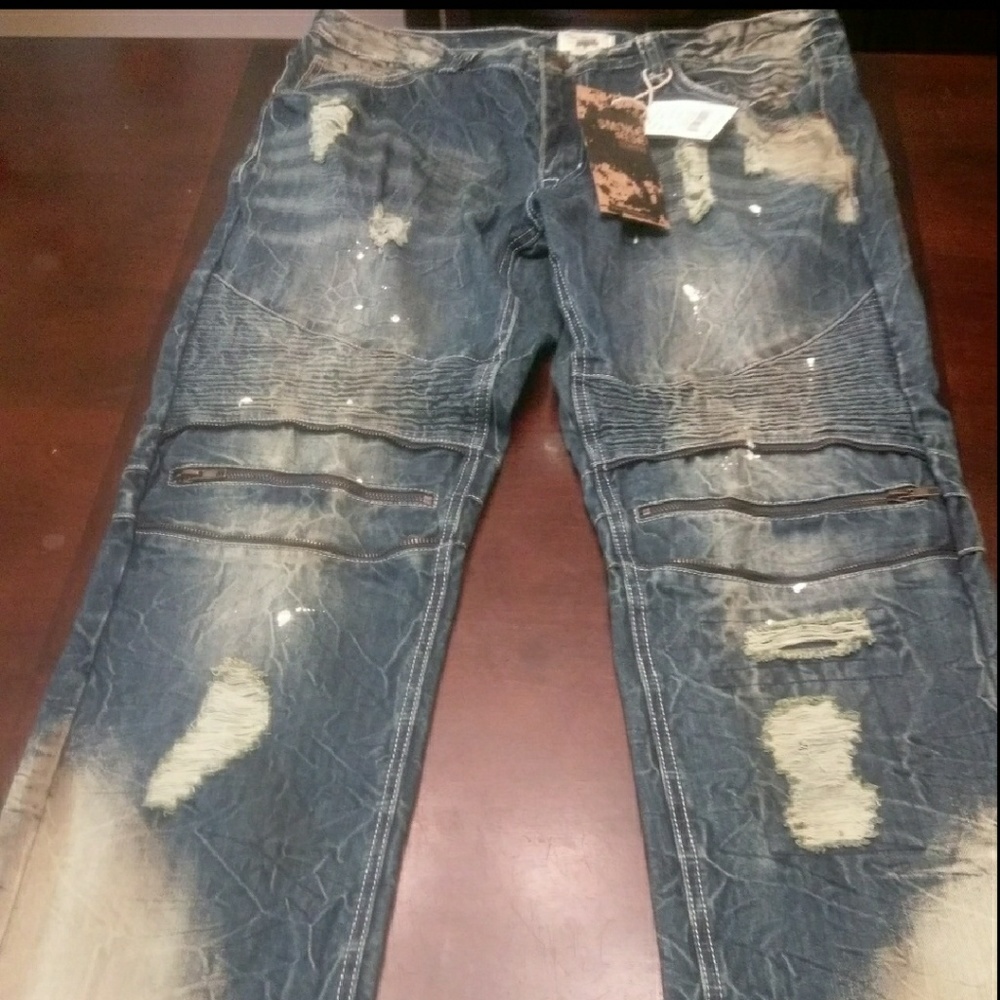 🚨🚨🚨✨NWT Smoke Rise Jeans free watch included