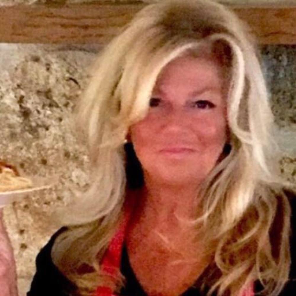 Meet your Posher, Denise