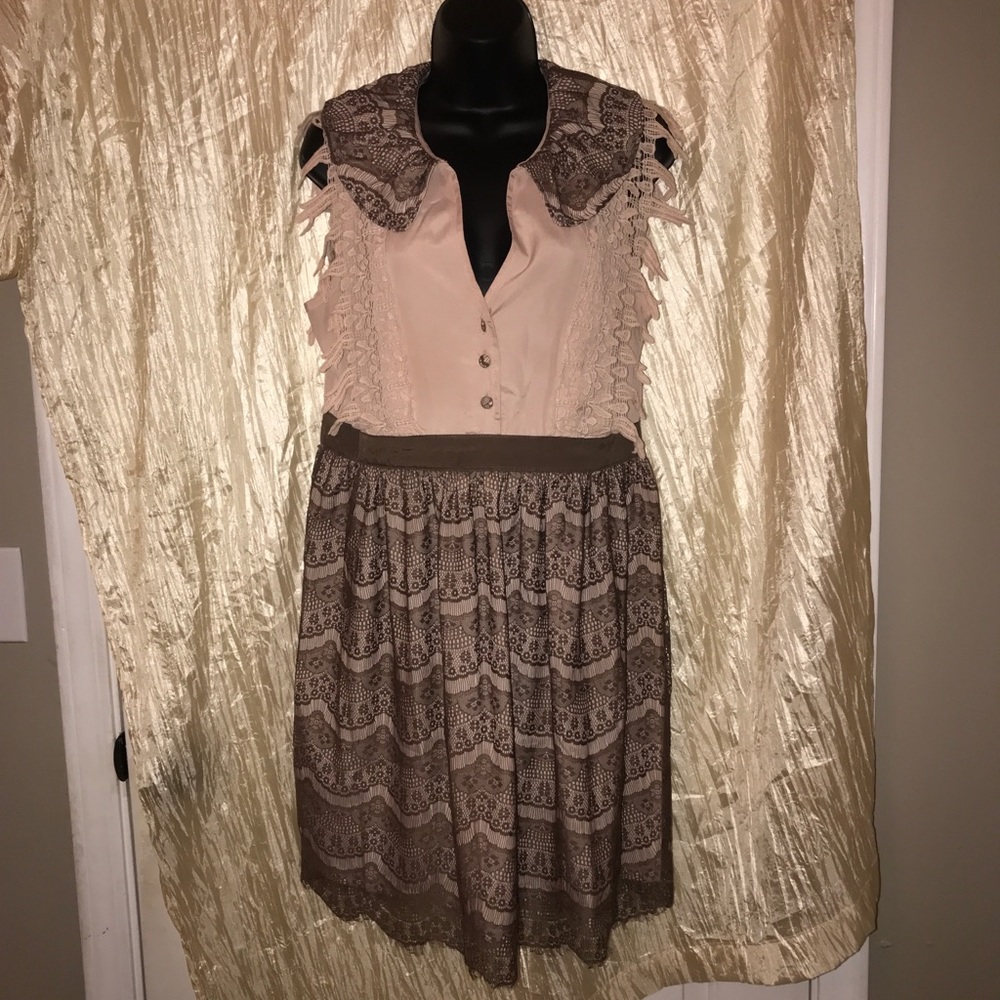 👗 Ryu Vintage Brown & Tan Lace Dress Large