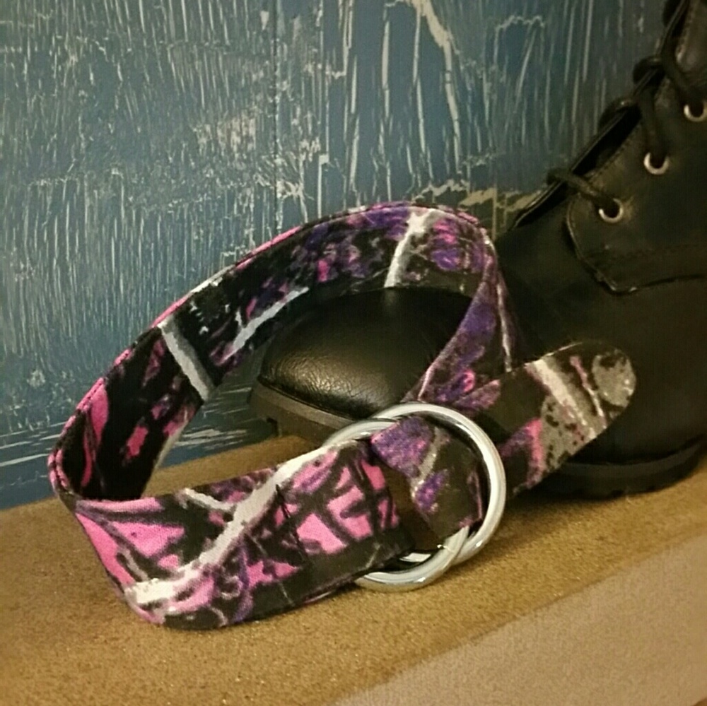 NEW MUDDY GIRL CAMO BOOT BELT