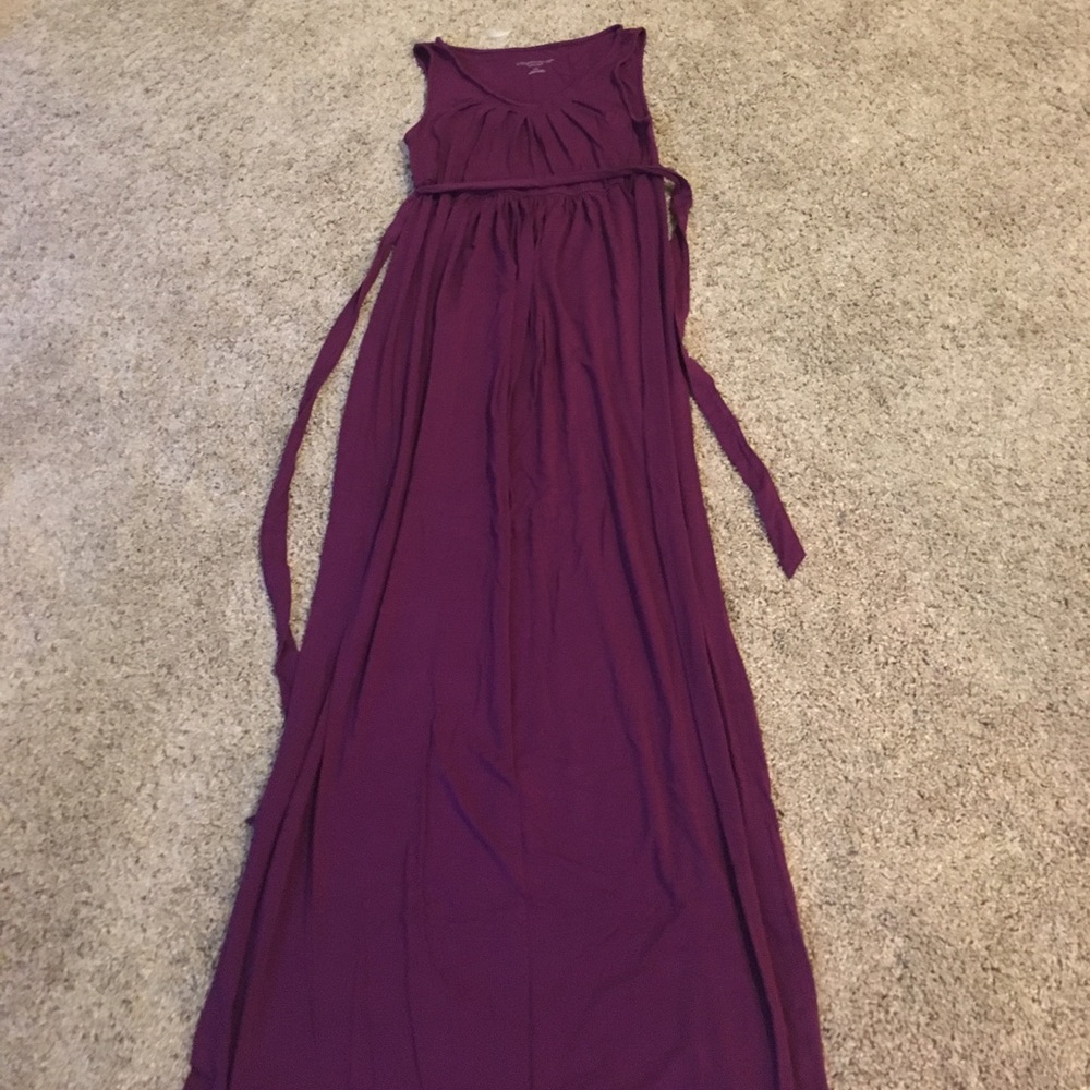 Liz Lange maternity dress