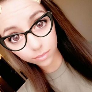 Meet your Posher, Karah