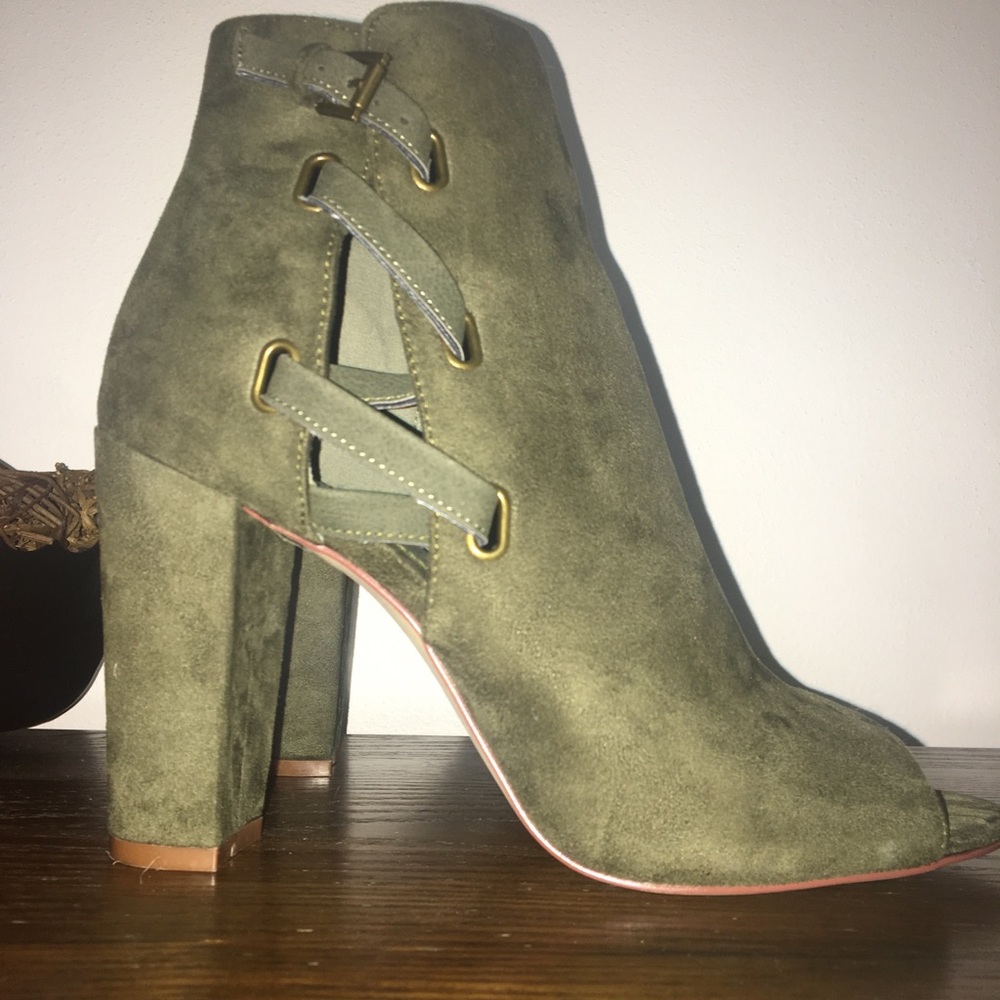 Olive Green Open toed suede ankle booties NWOT