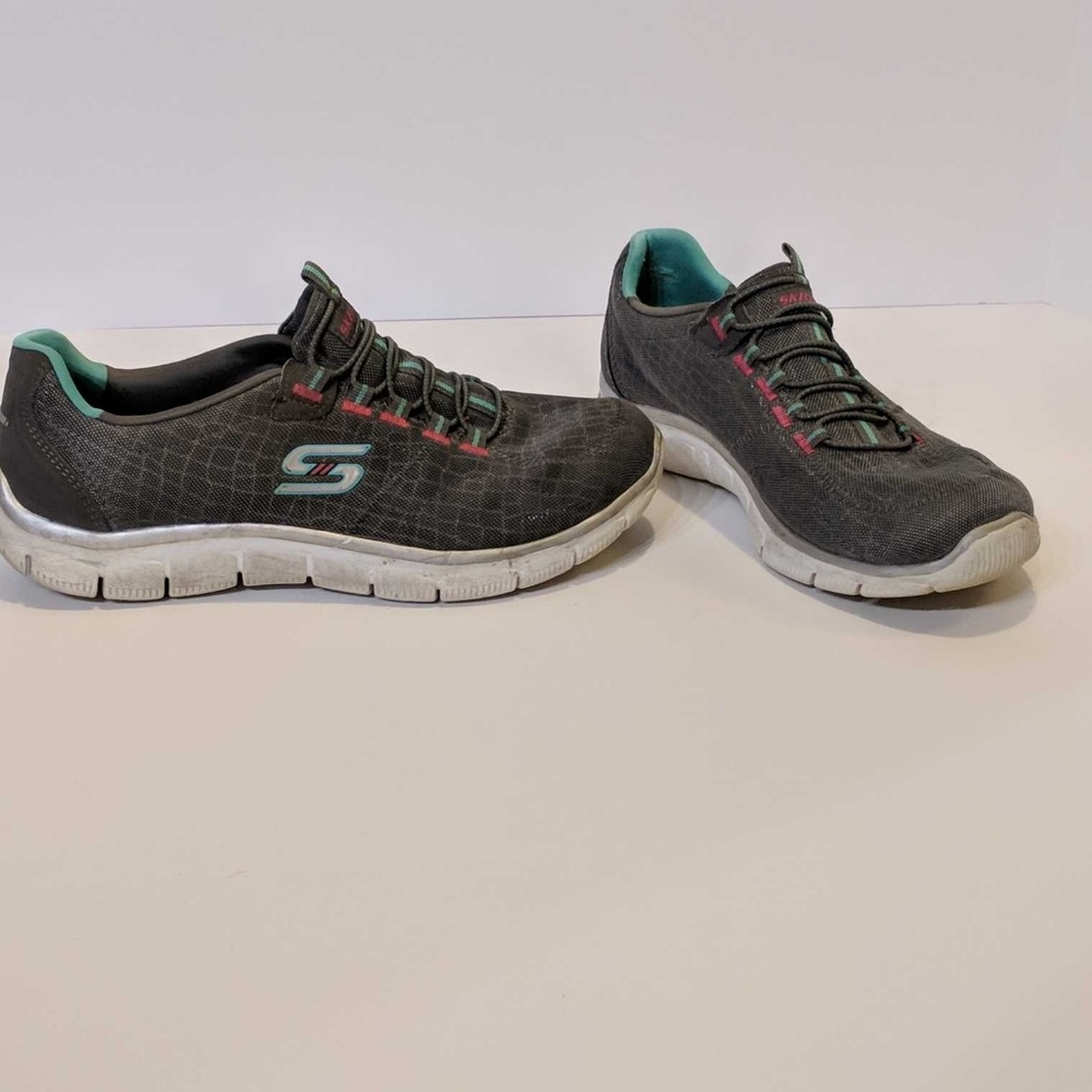 Woman's Sketcher shoes