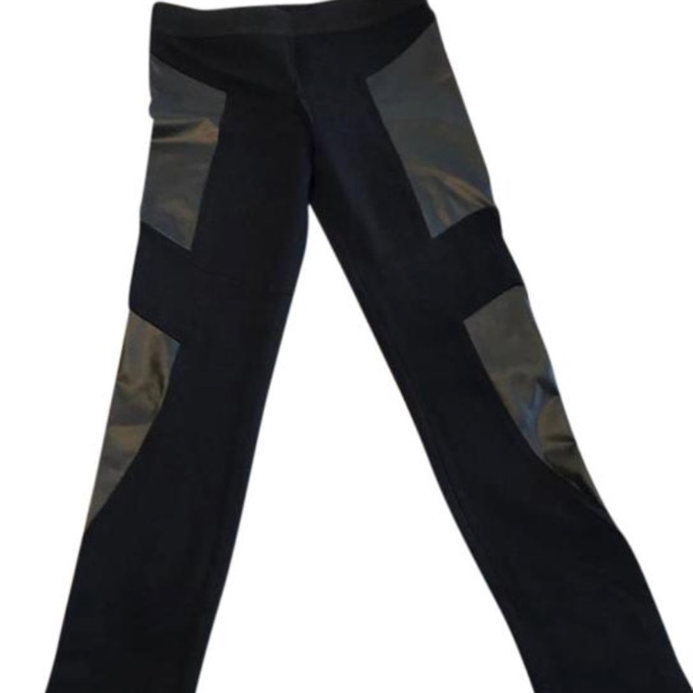 BCBG leggings